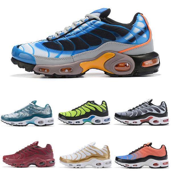 

2019 new design mens tn sports shoes outdoor shoes black white running shoe