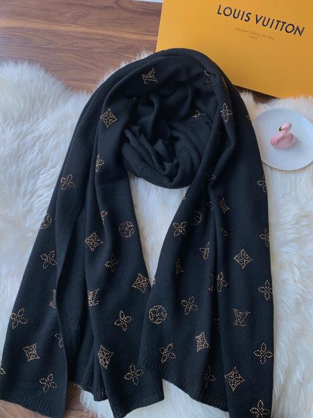 

2019 triangle scarf multi-functional can be worn pure cashmere scarf, luxury scarf, the texture looks more luxurious, size: 72 * 185cm, 100%, Blue;gray