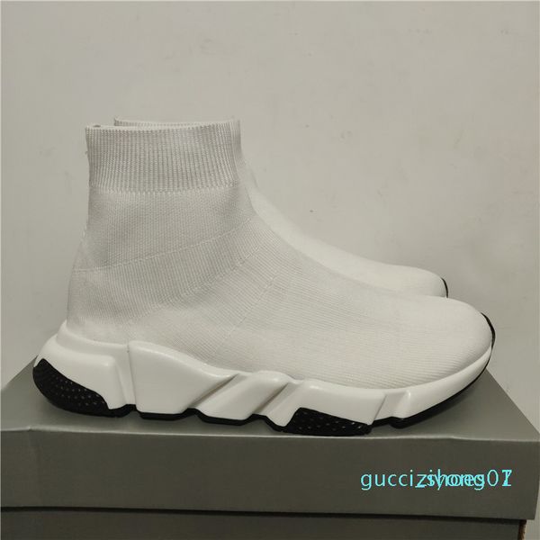 

2020 new designer shoes speed runner trainer black red oreo triple black flat fashion sock casual sneaker aq02 g01