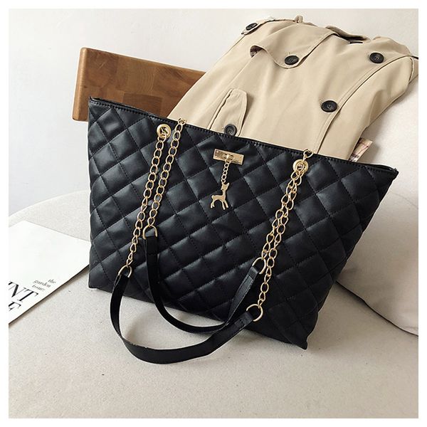 

2019 new fashion shoulder bag women handbags large capacity rhombic chain bag ladies casual tote female hasp designer deer decor