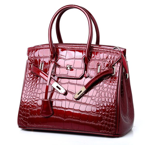 

autumn and winter new embossed platinum bag messenger bag fashion one shoulder handbag new product