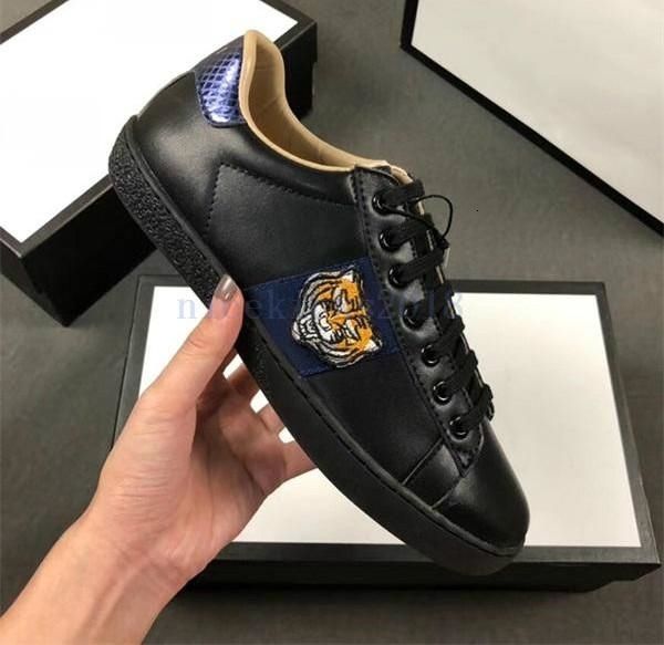 

2019 men women casual shoes fashion luxury brands designer sneakers lace-up running shoes green red stripe black leather bee embroidered e45