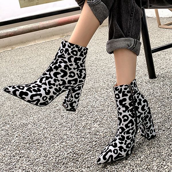 

sarairis 2019 plus size 32-43 dropship pointed toe ankle boots women shoes square high heels shoes women sock boots, Black