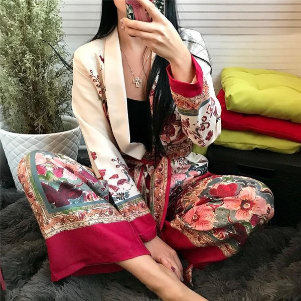 

2019 ранняя весна шарпу воротник женщин наборы для печати цветочные blazer пояса урожай куртки эластичный пояс широкую ногу штаны две пьесы, White