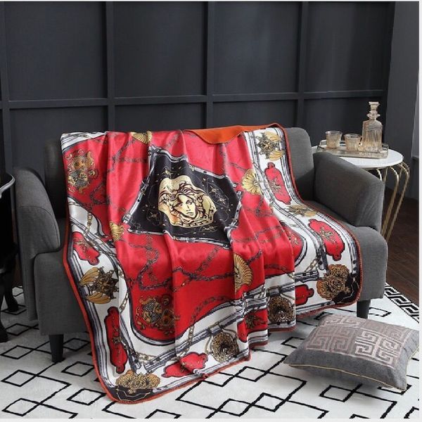 

fashion brand design warm blankets letter medusa flannel winter soft brand blankets smooth flannel blankets baby beddings blanket 150&150cm