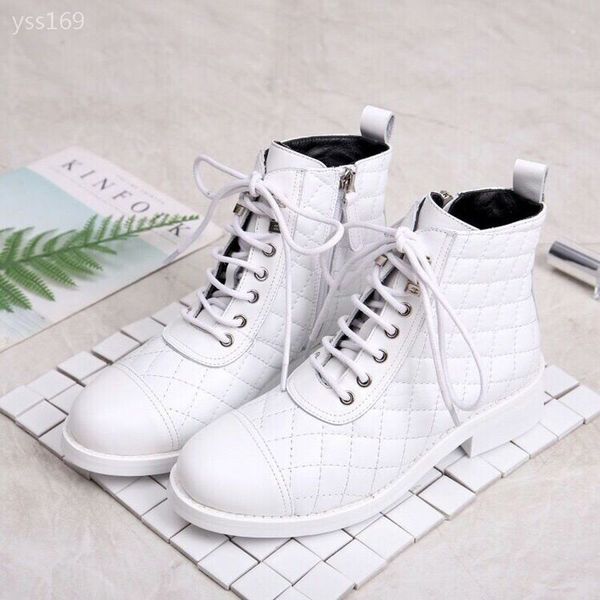 

2019 fashionable women's waterproof boots leather zipper ankle boots for women short cowboy motorcycle shoes ladies calfskin booties, Black