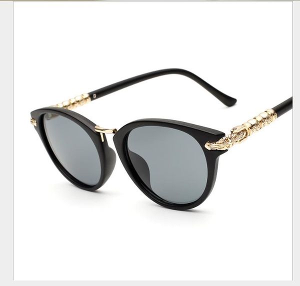

new retro sunglasses женские солнцезащитные очки, White;black