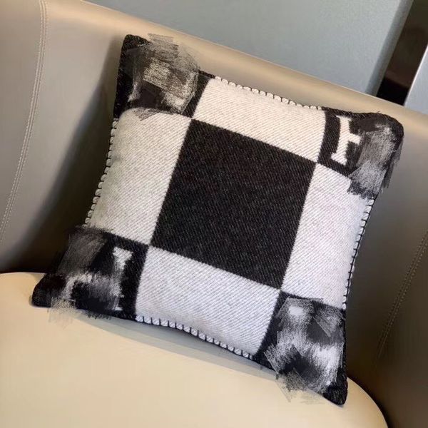

2020 new wool h cushion brand name selling h throw wool pillow gray h wool cushion 45&45cm home travel autumn winter home textile