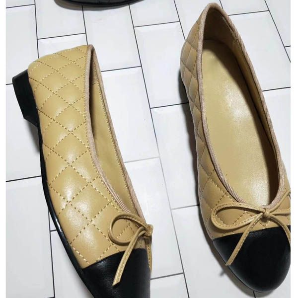 

delivery of new superior flat-heeled women's leather shoes, beige black multicolored flat-soled shoes, women's dress and dance sho