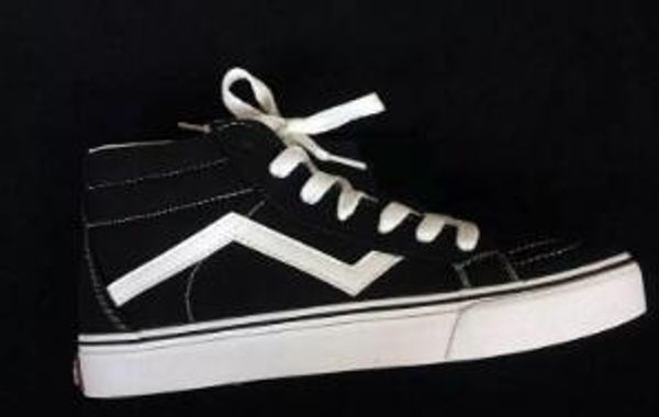 

2019 new mens sk8-hi classic old skool white black zapatillas de deporte women men high-low canvas casual skate shoes y002
