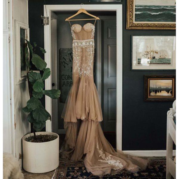 

champagne lace beach wedding dress vintage bohemia vestido de noiva backless strapless mermaid wedding gowns, White