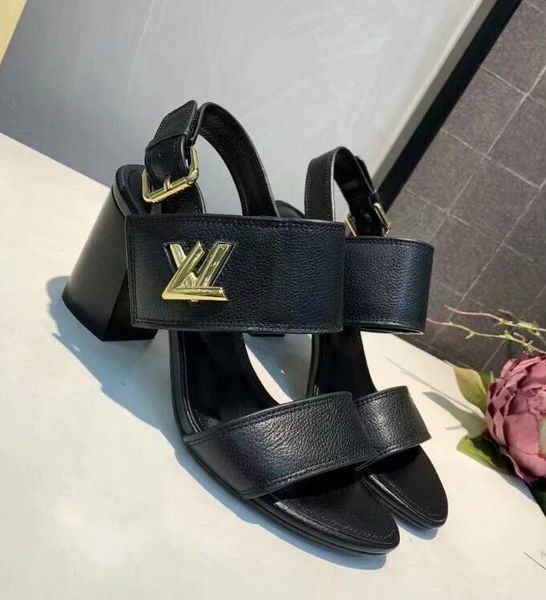 

Sandálias european_brand_shoes