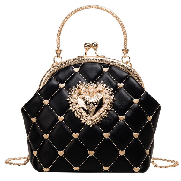 

2019 diamond heart shaped badge decoration evening bags luxury wedding clutch bags for girls party dinner with embroidery