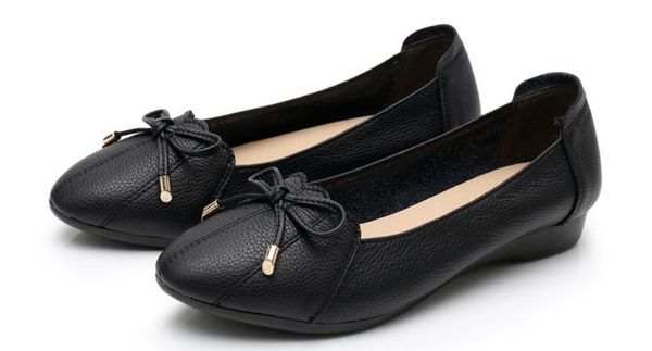 

2019 women's shoes in spring and autumn with new style flat bottom round head soft bottom comfort bowknot mother shoes @qwer682, Black