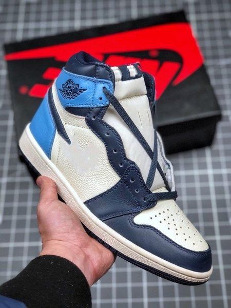 

new luxury designer men's and women's casual sports shoes deep three-dimensional details perfect trendy fashion size: 36-45