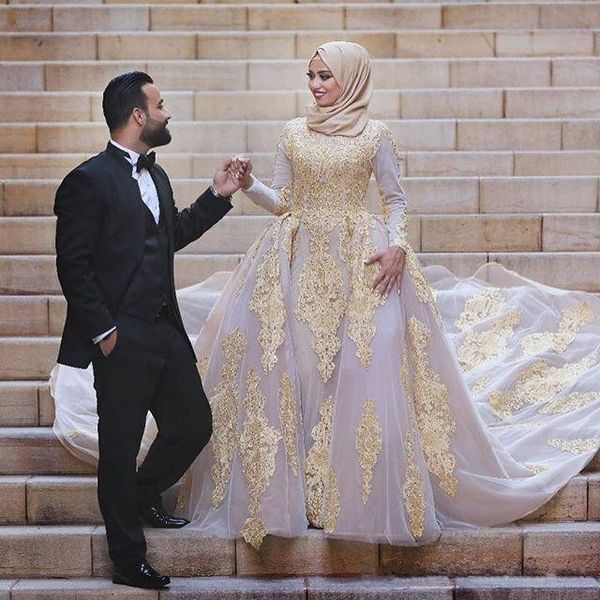

2019 arabic muslim wedding dresses with overskirt high neck long sleeves beaded gold lace nude pink tulle muslim bride dress, White