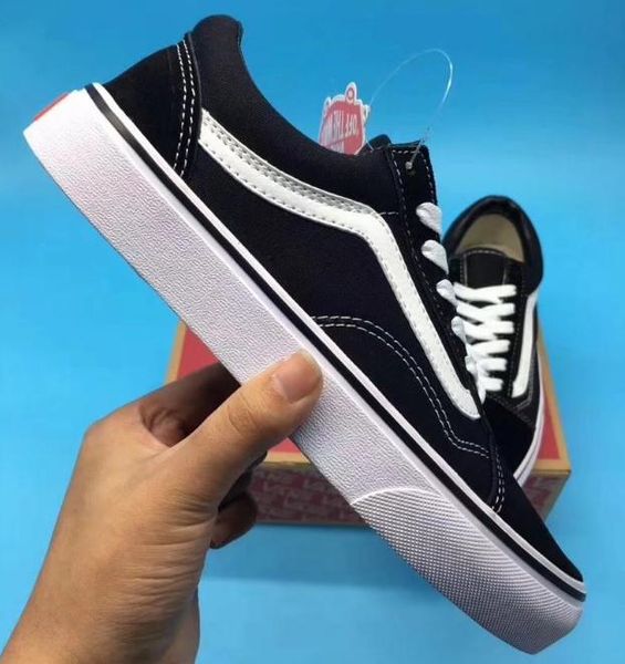 

2019 Classics Black White Old Skool Skateboard Shoes Men Women Low Cut Casual Flat Shoes Sneakers Unisex Zapatillas Walking Shoes 35-44