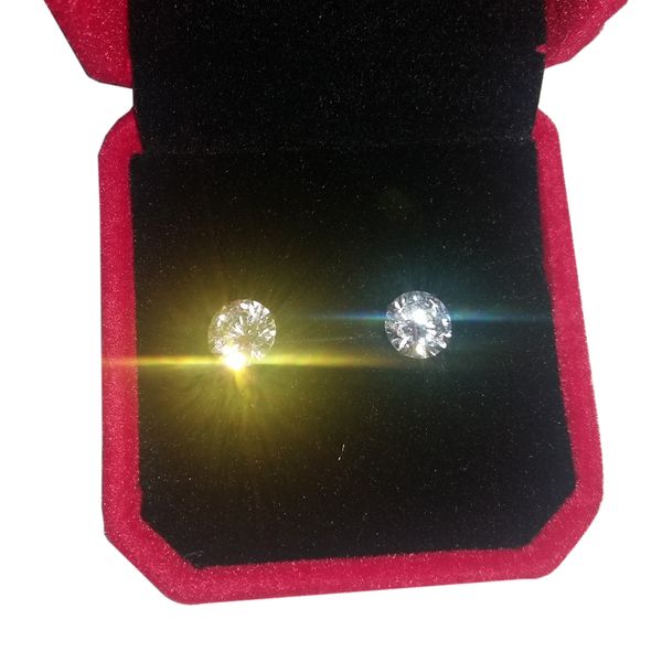 

v^osaidi brilliant cut cz stud earrings 925 sterling stud earrings for women ear piercing earrings cubic zirconia inlaid 4 prong with01, Golden;silver