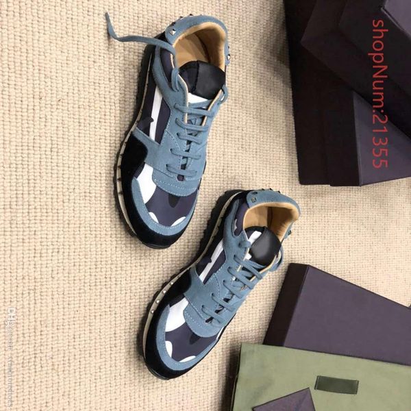 

white and gary style of men's and women's leisure shoes, fashionable and comfortable outdoor shoe, Black