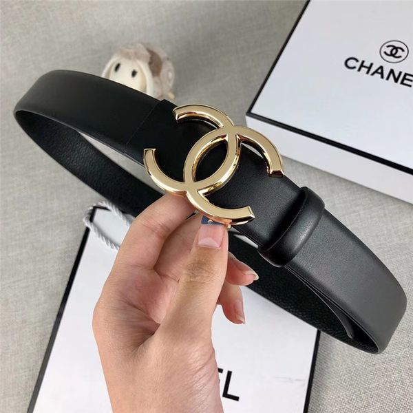 

De igner belt fa hion luxury men and women belt gold and ilver mooth buckle fa hion ca ual men and women jean belt