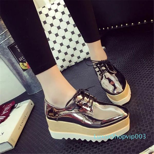 

2018 woman gold shoes platform shoes creepers japanned leather woman shiny flats star designer espadrilles brogue shoes bnhy654, Black