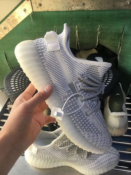 

cloud white zebra yecheil antlia kanye west v2 men running shoes static 3m reflective sesame yeezreel fashion trainers women sports sneakers