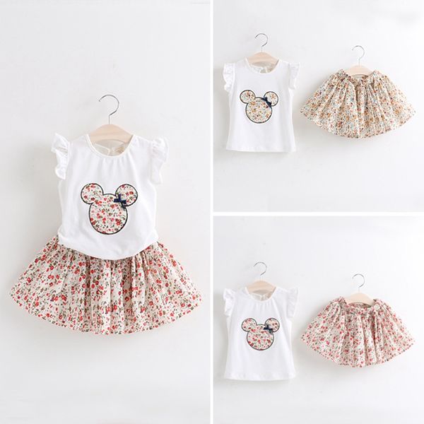 Новый дизайн Baby Girls Seated набор одежды для детских нарядов Летняя футболка + цветочные юбки 2 шт. / Установить детские костюмы