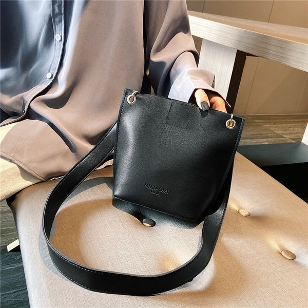 

textured bag women's 2020 new style retro fashion bucket bag versatile crossbody shoulder messager