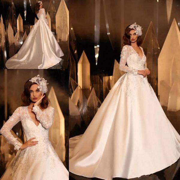 

lace stain cathedral train wedding dresses with long sleeve 2019 v-neck 3d floral arabic dubai bridal church garden wedding gown, White