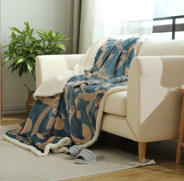 

2019 latest 200*230cm, 3 sizes, american european wool blanket printing lamb cashmere blanket sofa blanket lazy ing