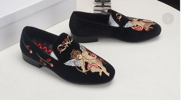 

2019 new mens designer dress shoes genuine leather metal snap peas wedding shoes classic fashion men shoes big size loafers d09 cs03, Black