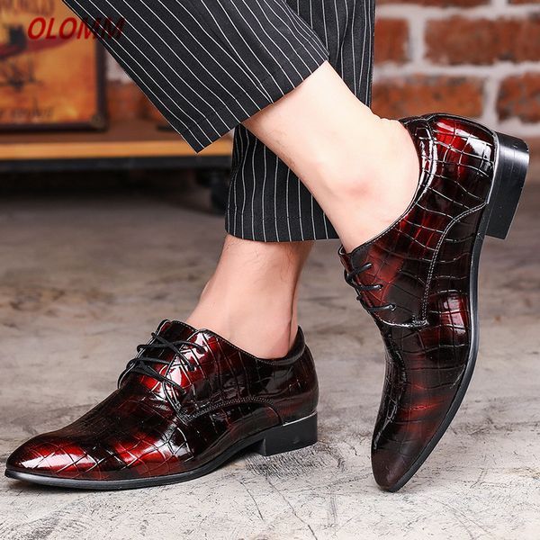 

plus size 48 pionted toe patent leather shoes red black dress wedding shoes 2019 new spring men's flats oxfords for suits party