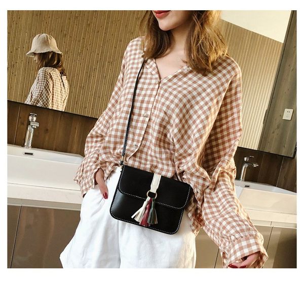 

2019 new women's shoulder bags new trend tassel crossbody bags luxury mobile phone bag wild flap shoulder purse bolsa mujer