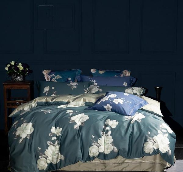 Colorful Horse Printing Abstract Bedding Set White Duvet Cover Set