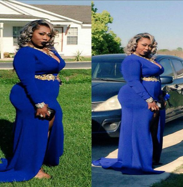 Abiti da ballo Royal Blue Plus Size lunghi con scollo a V Sirena Abiti da sera sudafricani Maniche lunghe Applicazioni in oro Moda Donne grasse Sexy 2019