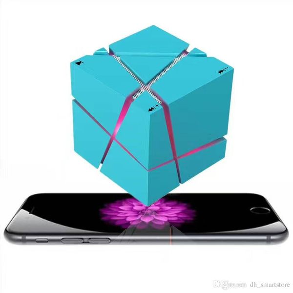 

qone portable mini bluetooth speaker with led light subwoofer column 3w caixa se som stereo sound box for iphone x computer