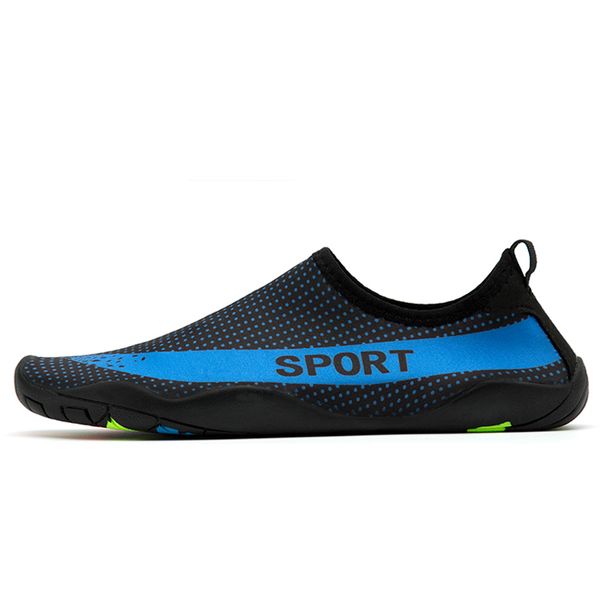 

2018 summer men sneakers water shoes outdoor swimming shoes beach flat soft quick drying antiskid sole