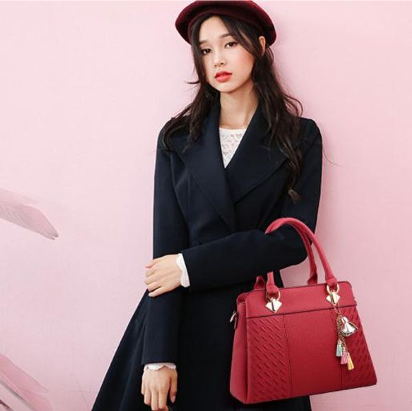 

2019 new korean single shoulder oblique spin women's bag multi-color pu women's middle-aged mom handbagaaa246