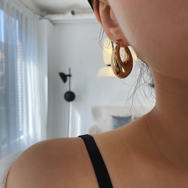 

european and american cross-border jewelry atmospheric fashion lightweight simple drop-shaped earrings for women, Silver