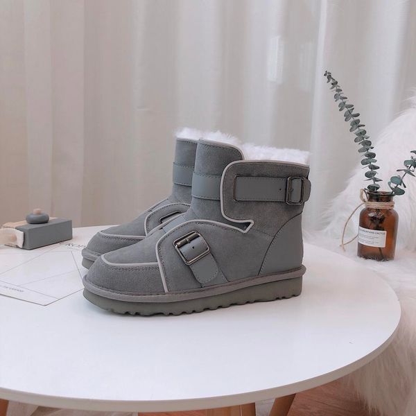 

factory wholesale original designed boots ,brand ankle boots, luxury short boots, made by lamb skin, Black