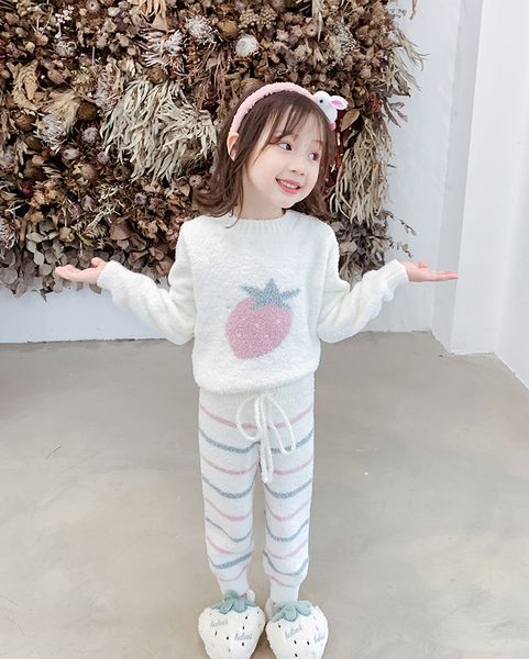 

eva store a and f leather shoe dhl/ems over 2 or more pairs, Blue;red