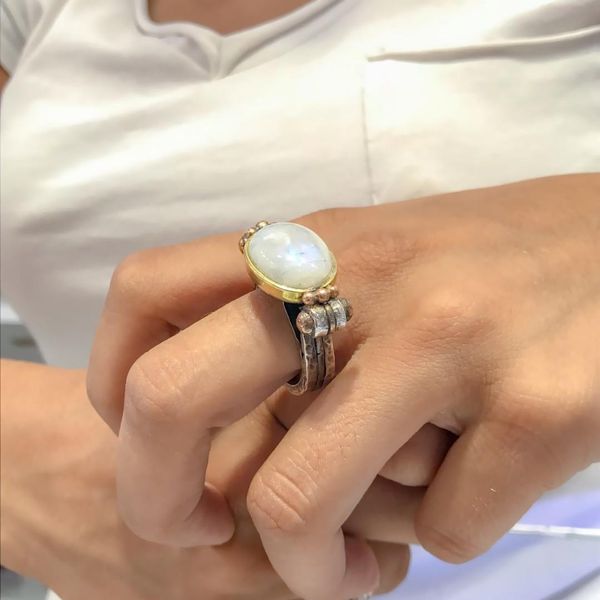 

ађенине handwork moonstone еѬебѬо на заказ пѬоизводво коло, Golden;silver