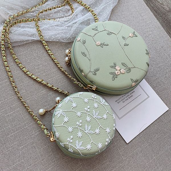 

sweet lady embroidery round bag 2019 fashion new quality pu leather women's handbag pearl chain shoulder messenger bags