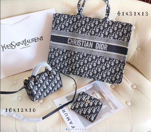 

2020 новая высококачественная дикая женская сумка messenger bag ladies classic new designer большая емкость наплечная сумка кошелек из трех