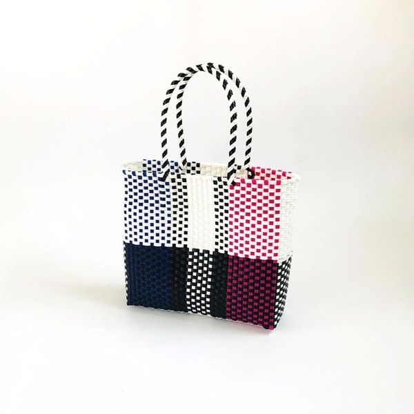 

handmade woven bag new style 2020 summer plastic waterproof vegetable basket bag sea women's shoulder