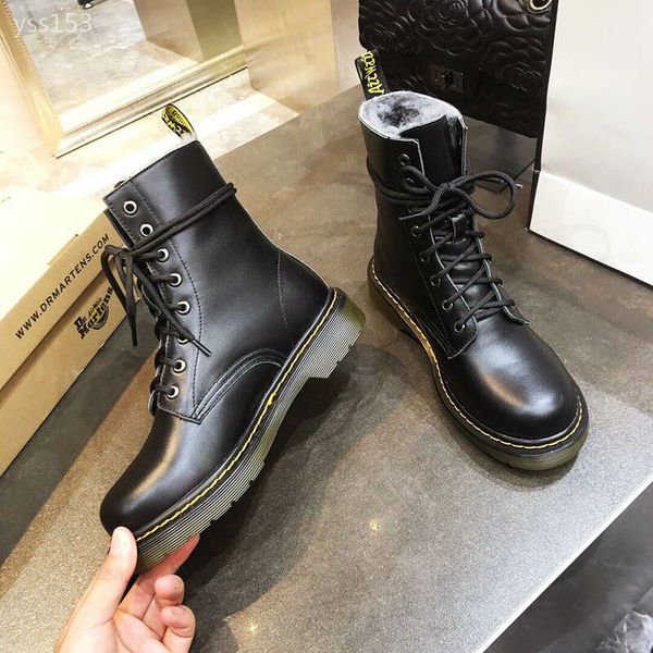 

2019 fashion autumn winter martin boots women's british style women's shoes plus velvet flat motorcycle boots short factory direct, Black