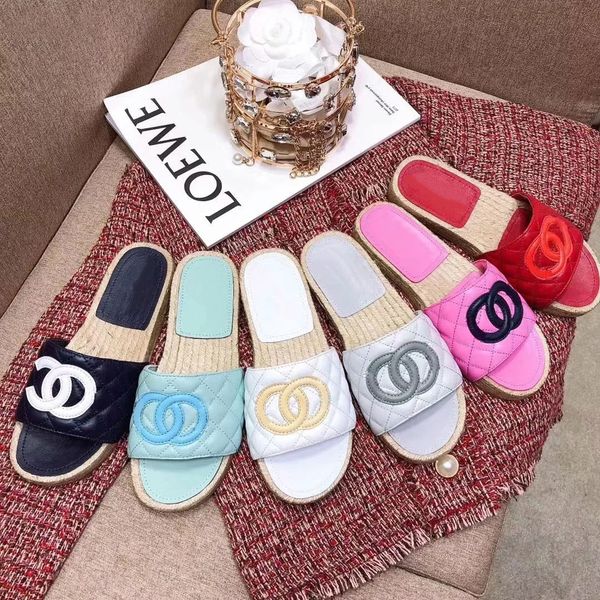 

2020 woman slippers slides summer shoes casual slippers solid hollow out women slides slippers size:35-40 with box 01xne1301, Black