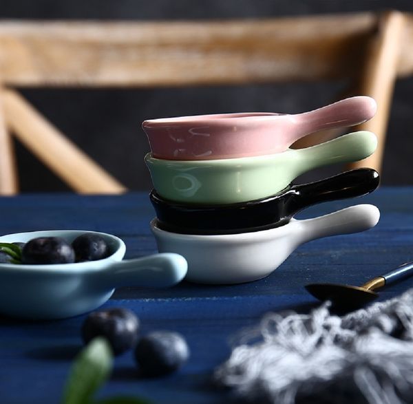 

janpanese solid round handle ceramic sauce dish underglazed porcelain mini salad fruit plate butter nuts snack dishes plate