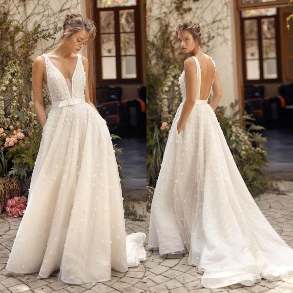 

2020 a line wedding dresses with pocket sleeveless v neck ivory 3d lace applique beach bridal gowns boho country wedding gowns bc3488
