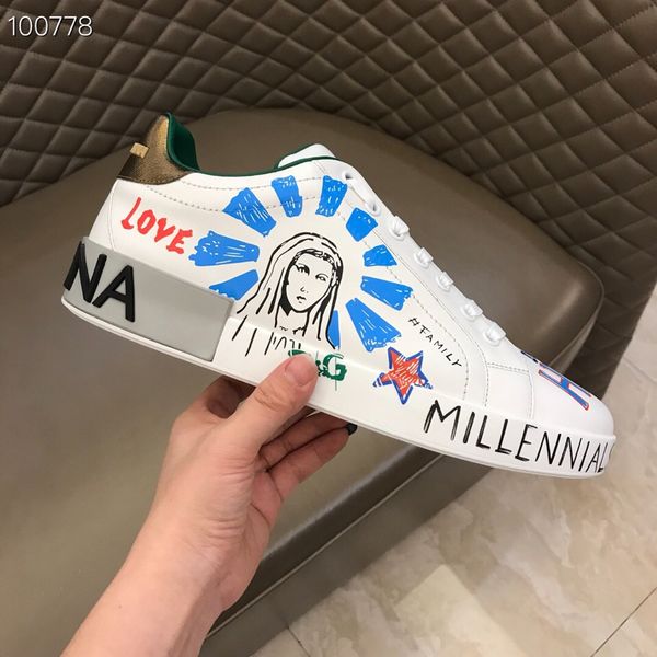 

2019 new boys mens fashion luxury designers shoes portofino sneakers in printed leather white ace men shoes with box, White;red